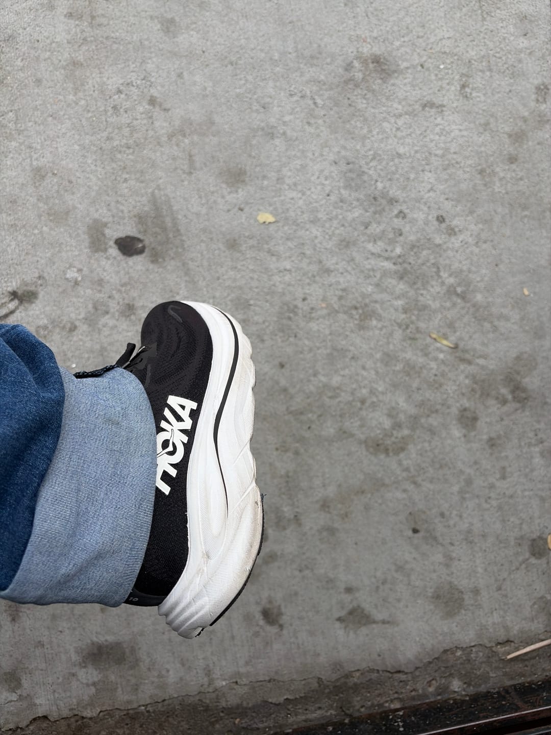 Customer photo review of HOKA Women's Clifton 10