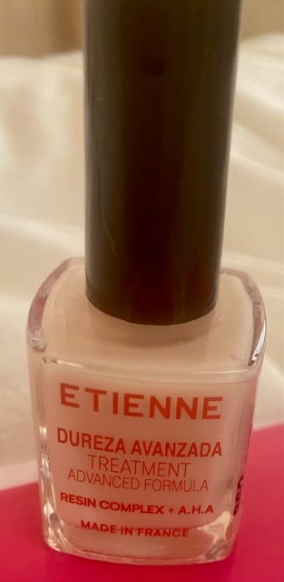Customer photo review of Esmalte de Uñas Phoenix Fortaleza Avanzada con Retinol