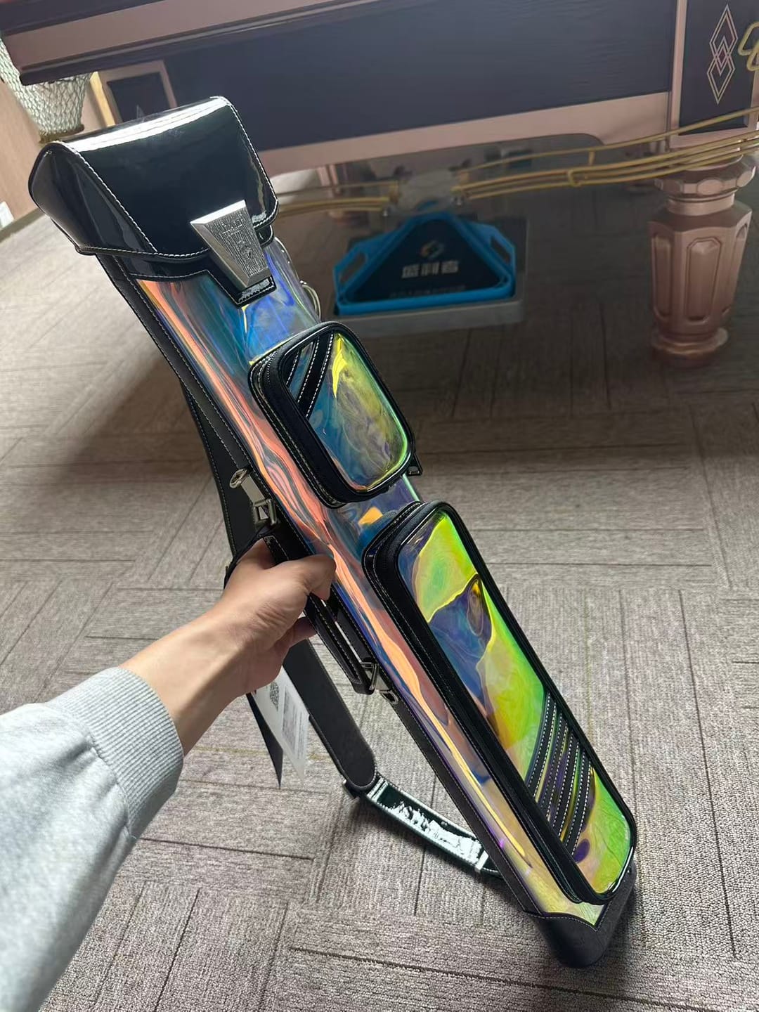 Customer photo review of Lizard Interpretation Series Cue Case 2B4S