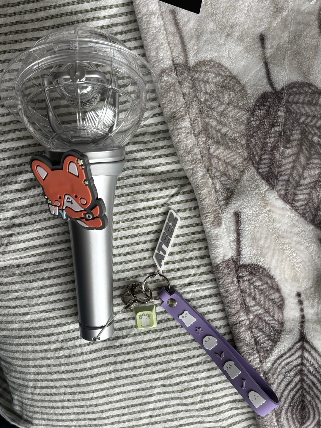 Customer photo review of ATEEZ - ATINY'S VOYAGE : TINY MYSTERY 2026 ATEEZ FANMEETING OFFICIAL MD LIGHT STICK STRAP