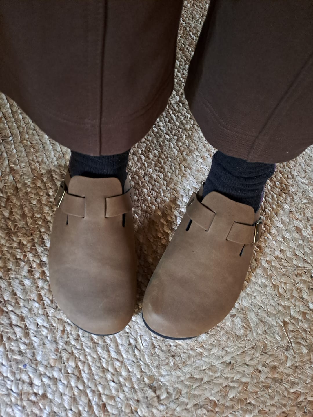 Customer photo review of Taro Comfort Footbed Shoes