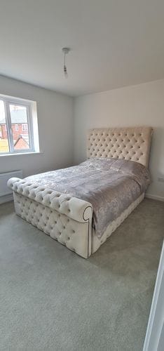 Customer photo review of Olive Upholstered Chesterfield Scroll Sleigh Bed