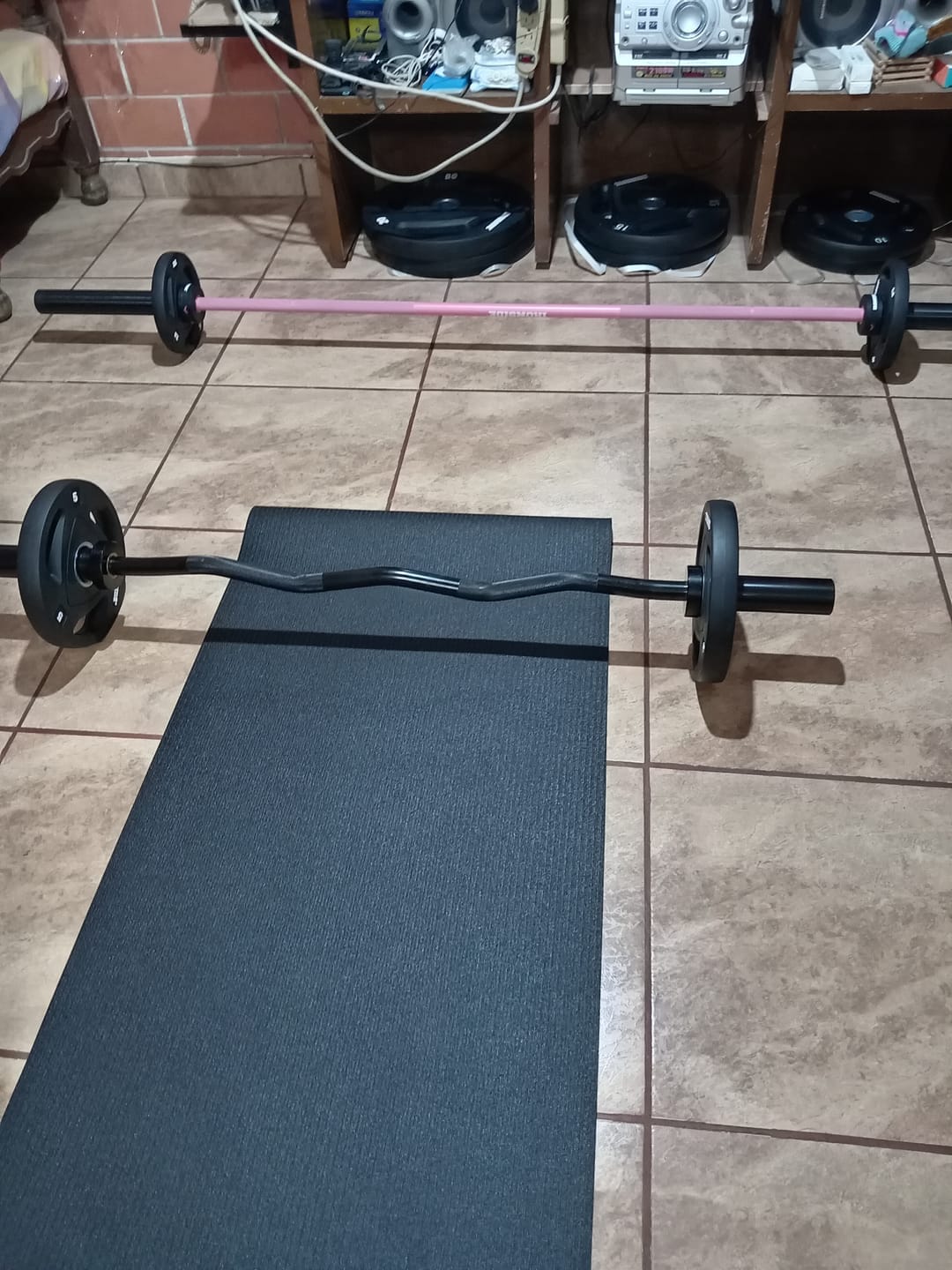 Customer photo review of Olympic Barbell & Plate Set - Phoenix Pink 35 lb + 260 lb - IRONSIDE
