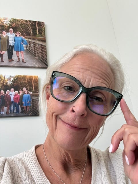 Customer photo review of AMELIA BLUE LIGHT READERS