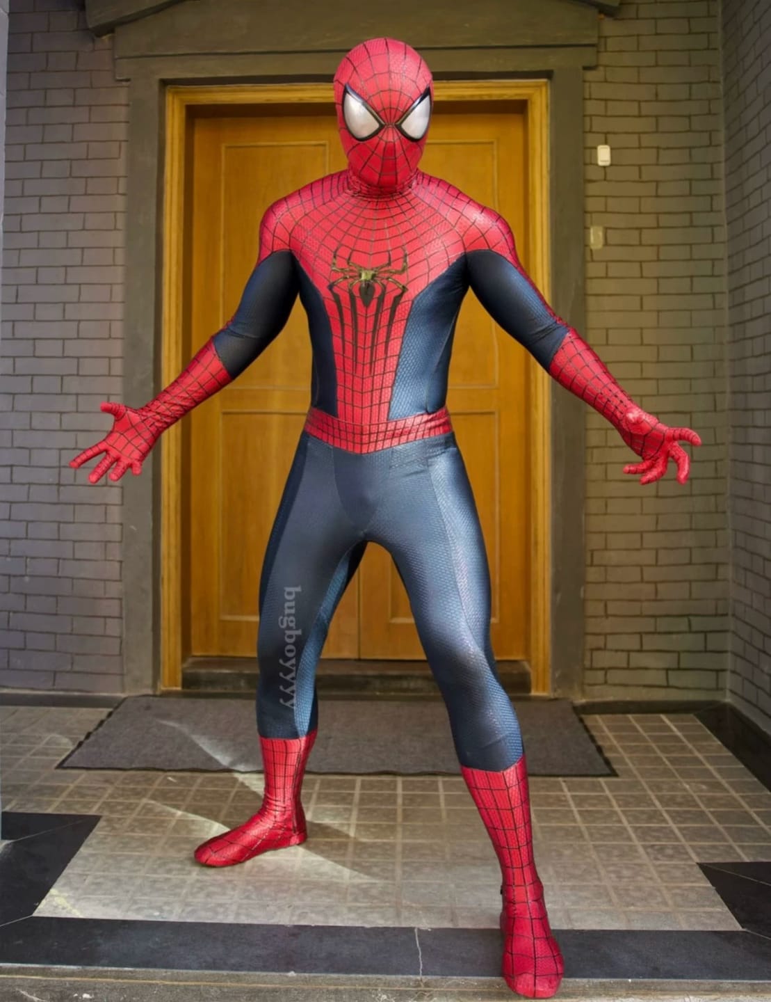 Customer photo review of The Amazing Spider-Man Costume Replica Wearable Suit (Replica Grade)(Screen Printed)
