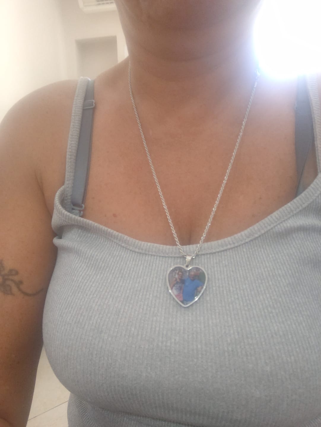 Customer photo review of Collana con Foto - Portami con Te
