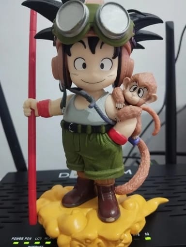 Customer photo review of Goku Young Adventurer "Journey to the West" Style 16cm Figure with Power Pole, Flying Nimbus & Small Monkey Companion