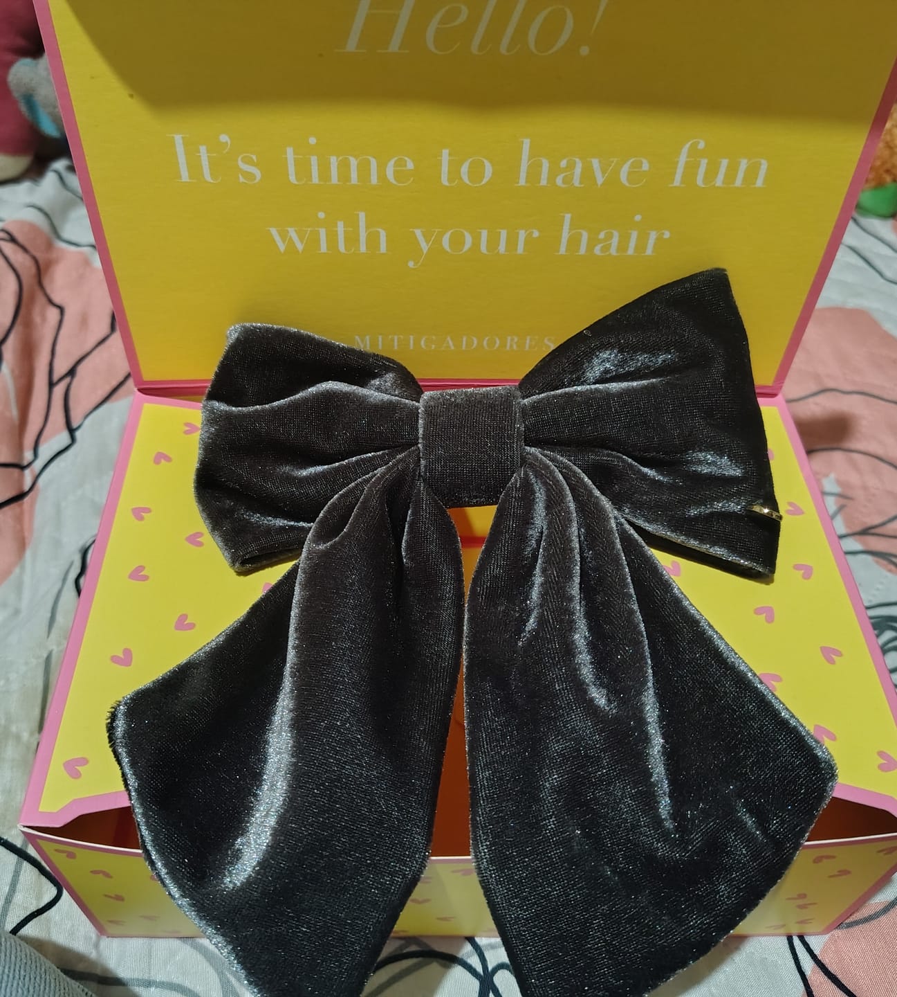 Customer photo review of Scrunchies Medianas - Satin