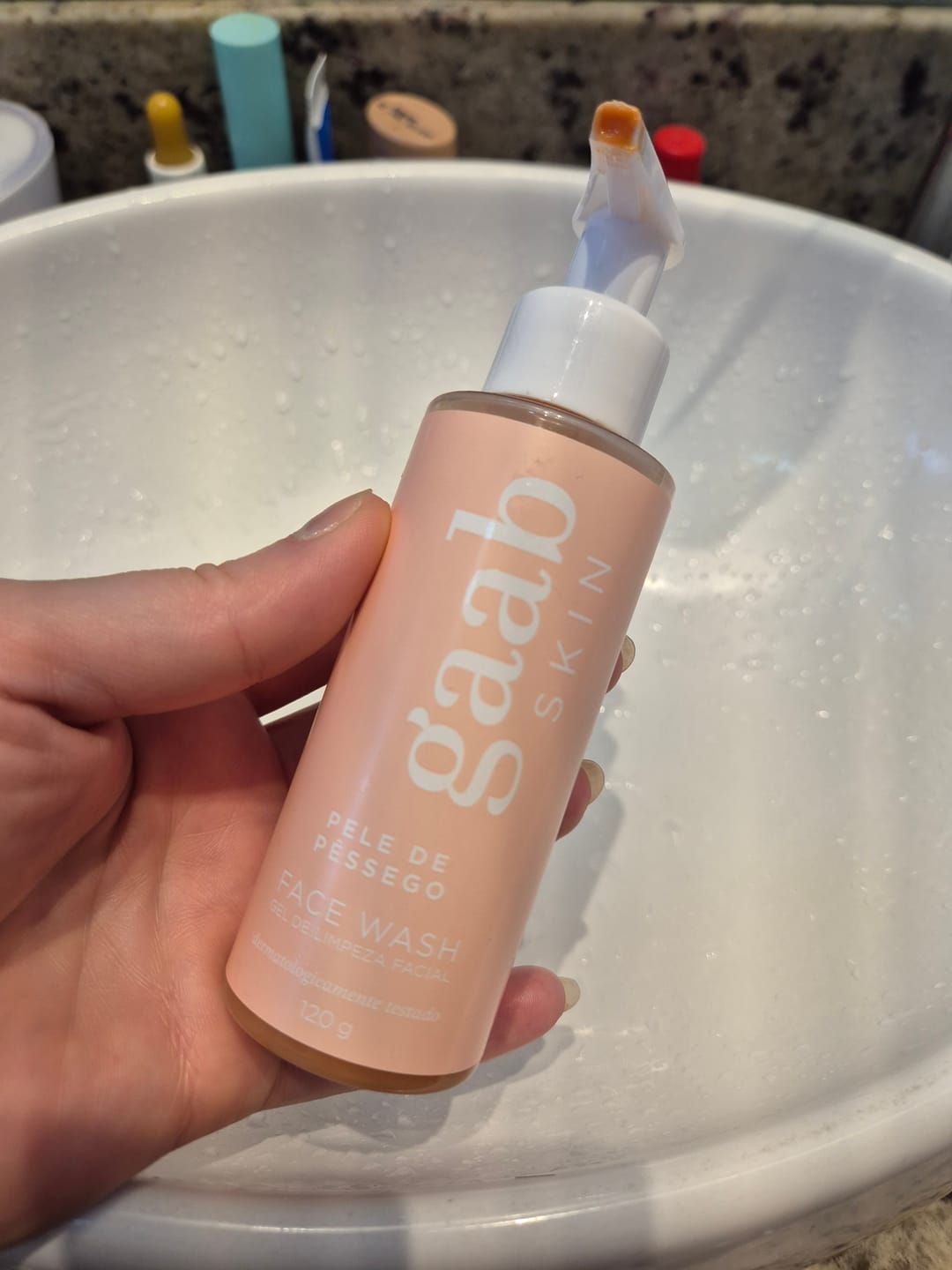 Customer photo review of Gel de Limpeza Facial Pele de Pêssego