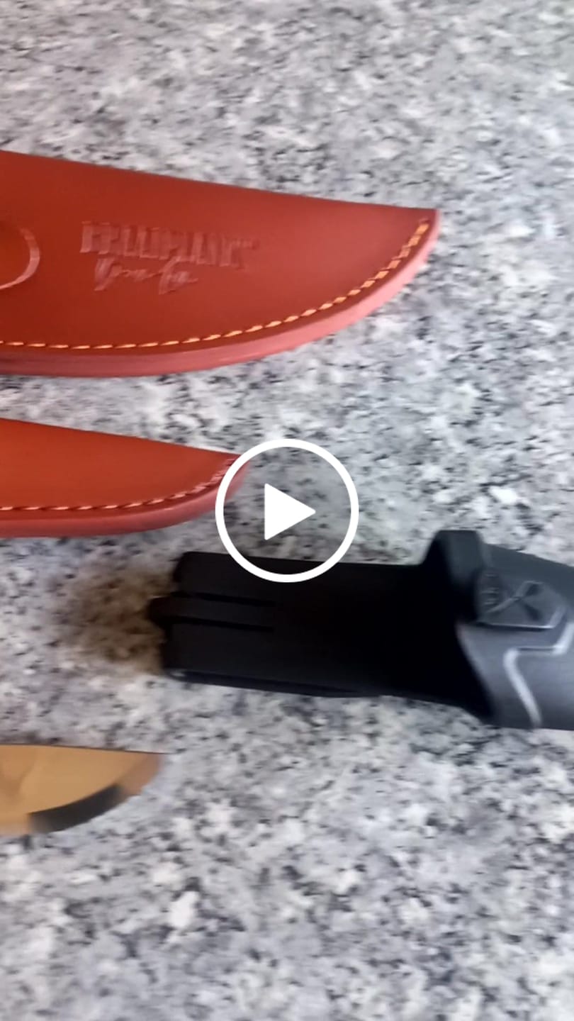 Customer video review of BRAAIPLANK™ BosLem (16cm Damascus, Hammer Forged Bush Blade)