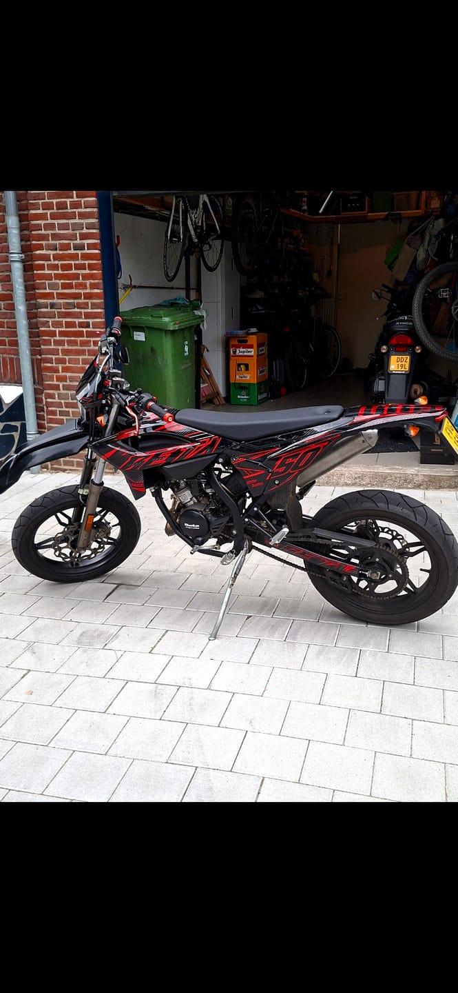 Customer photo review of NEW! TRACK - GRAPHICS KIT