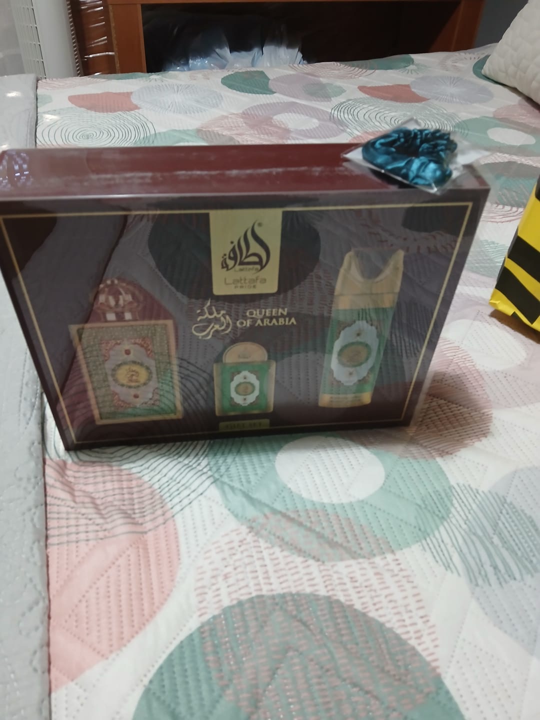 Customer photo review of CONJUNTO QUEEN OF ARABIA LATTAFA PRIDE - 100ML
