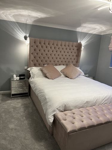 Customer photo review of Greyson Thick Curve Winged Bed