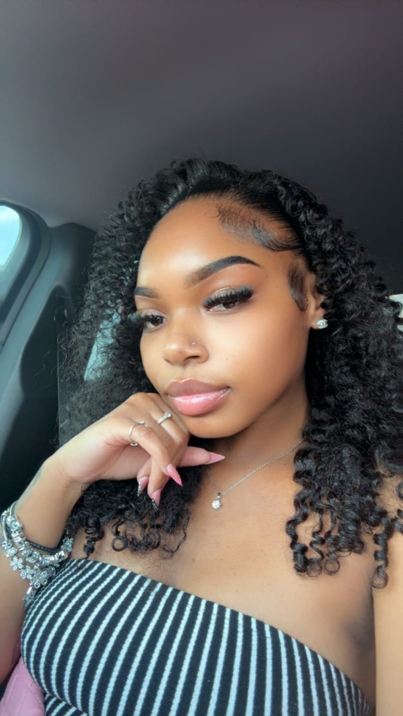 Customer photo review of Fiji Curl half wig