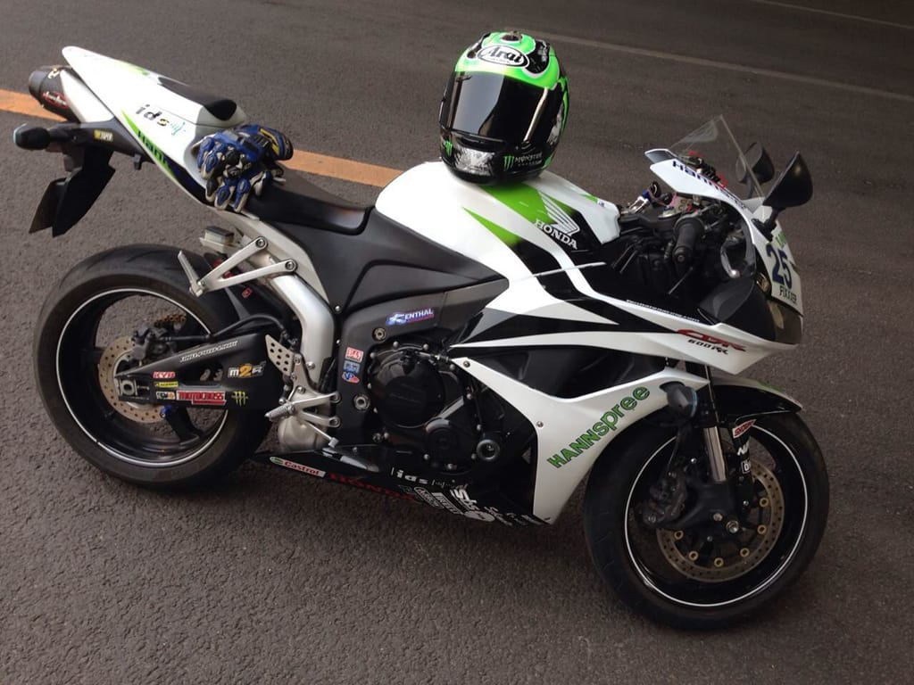 Customer photo review of Factory Blue Fairing Fit for SUZUKI GSXR 600/750 2008-2010 Aftermarket Fairing Kit