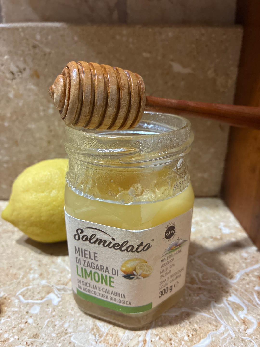 Customer photo review of Miele di Limone
