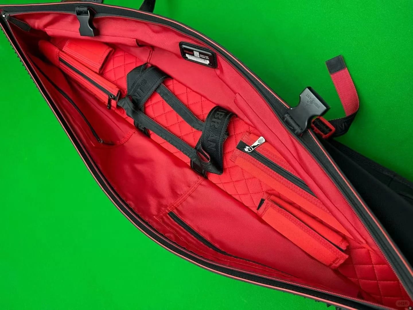 Customer photo review of Lizard Loverat Series Cue Case 3B4S