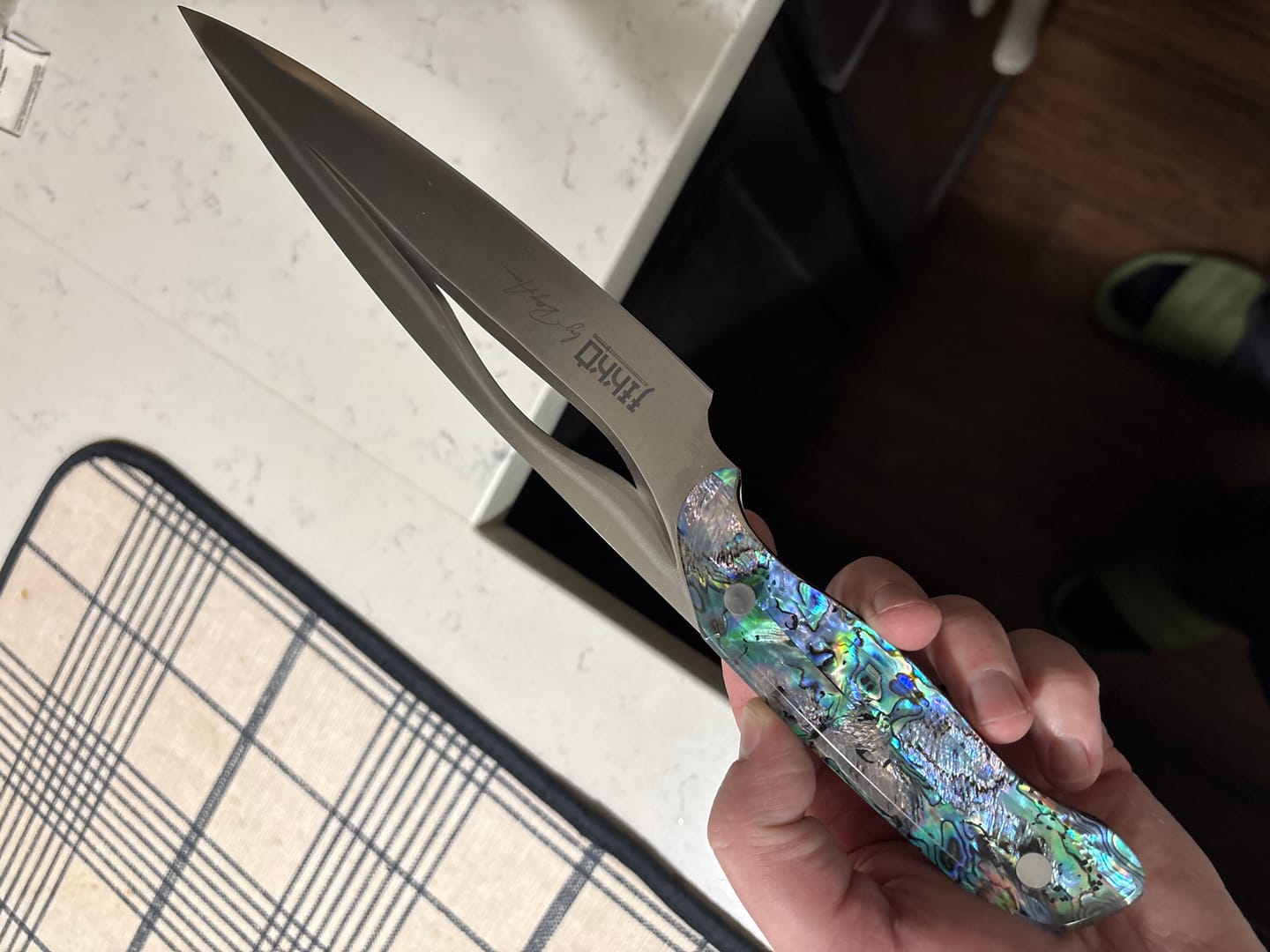 Customer photo review of The Pearl Eye Edition – Signature Knife by JIKKO®