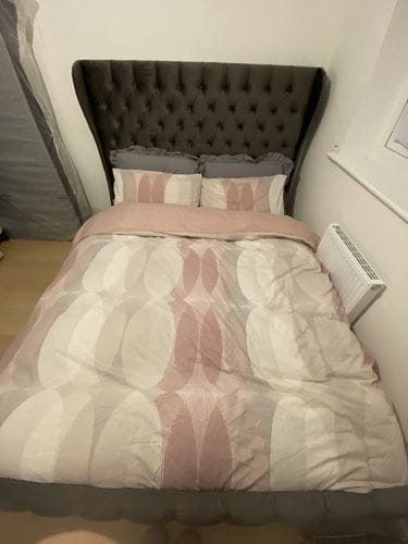 Customer photo review of Rylan Winged Bed