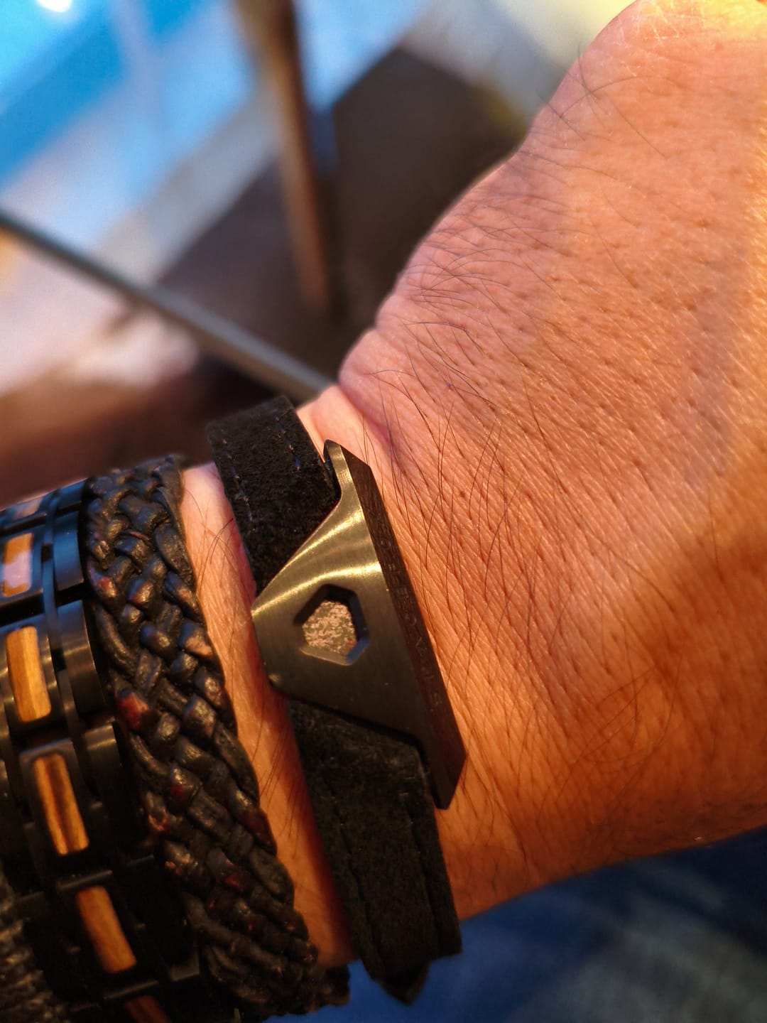 Customer photo review of Brin Cuir Noir