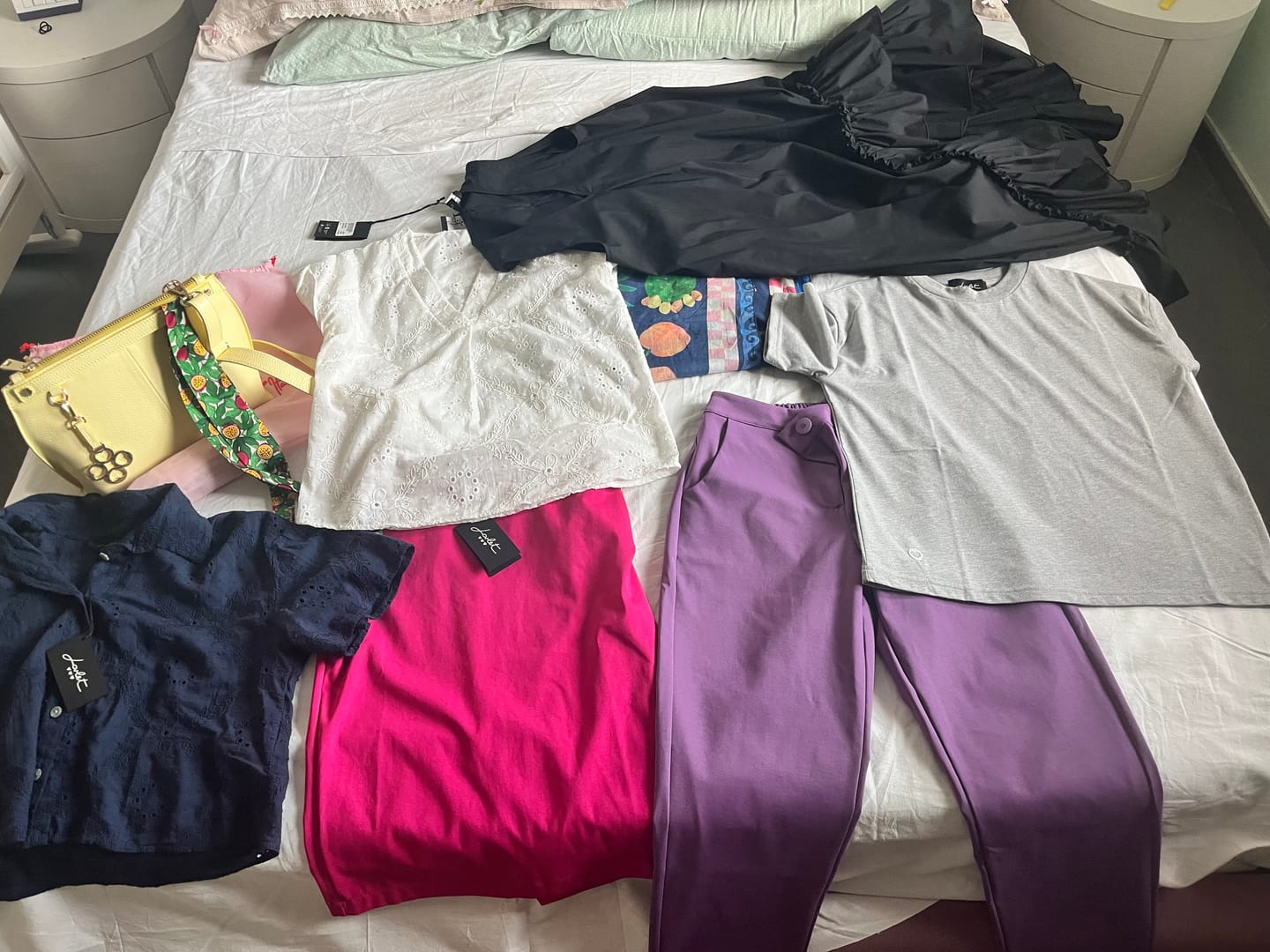 Customer photo review of MYSTERY 📦 BOX ABBIGLIAMENTO E ACCESSORI DONNA [€79]