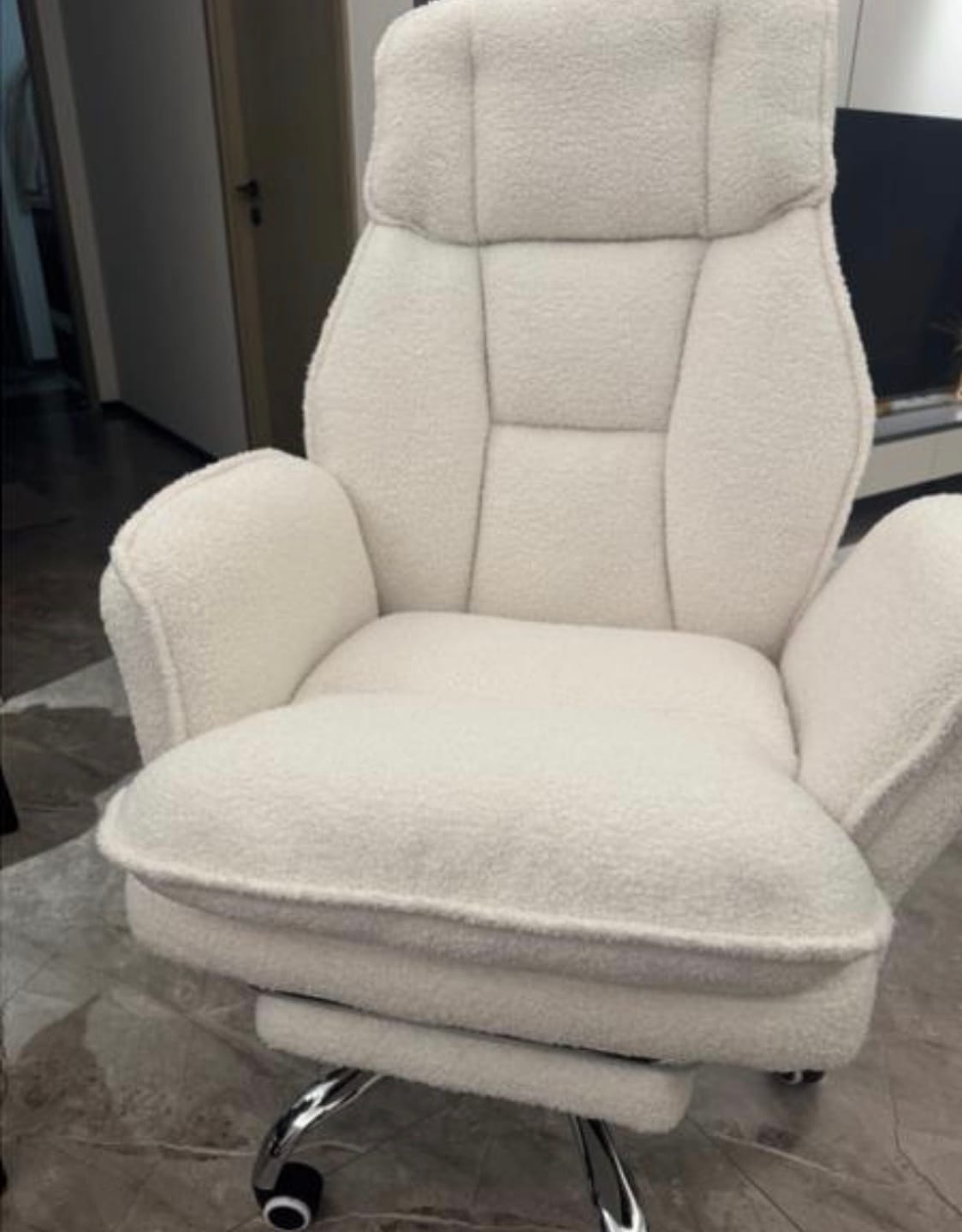 Customer photo review of Lumi Cloud Chair