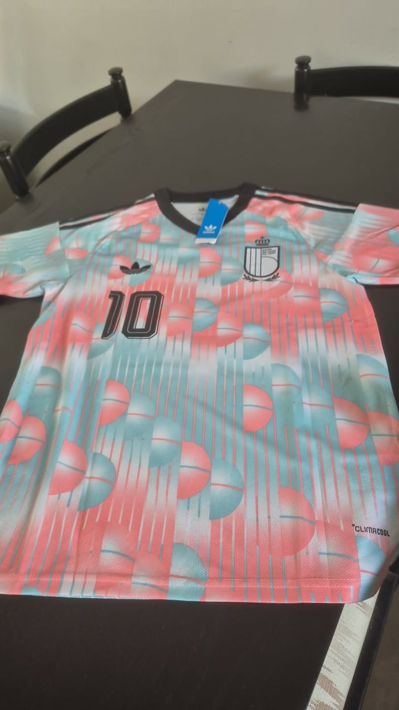 Customer photo review of MAILLOT PORTUGAL EXTERIEUR COUPE DU MONDE 2026