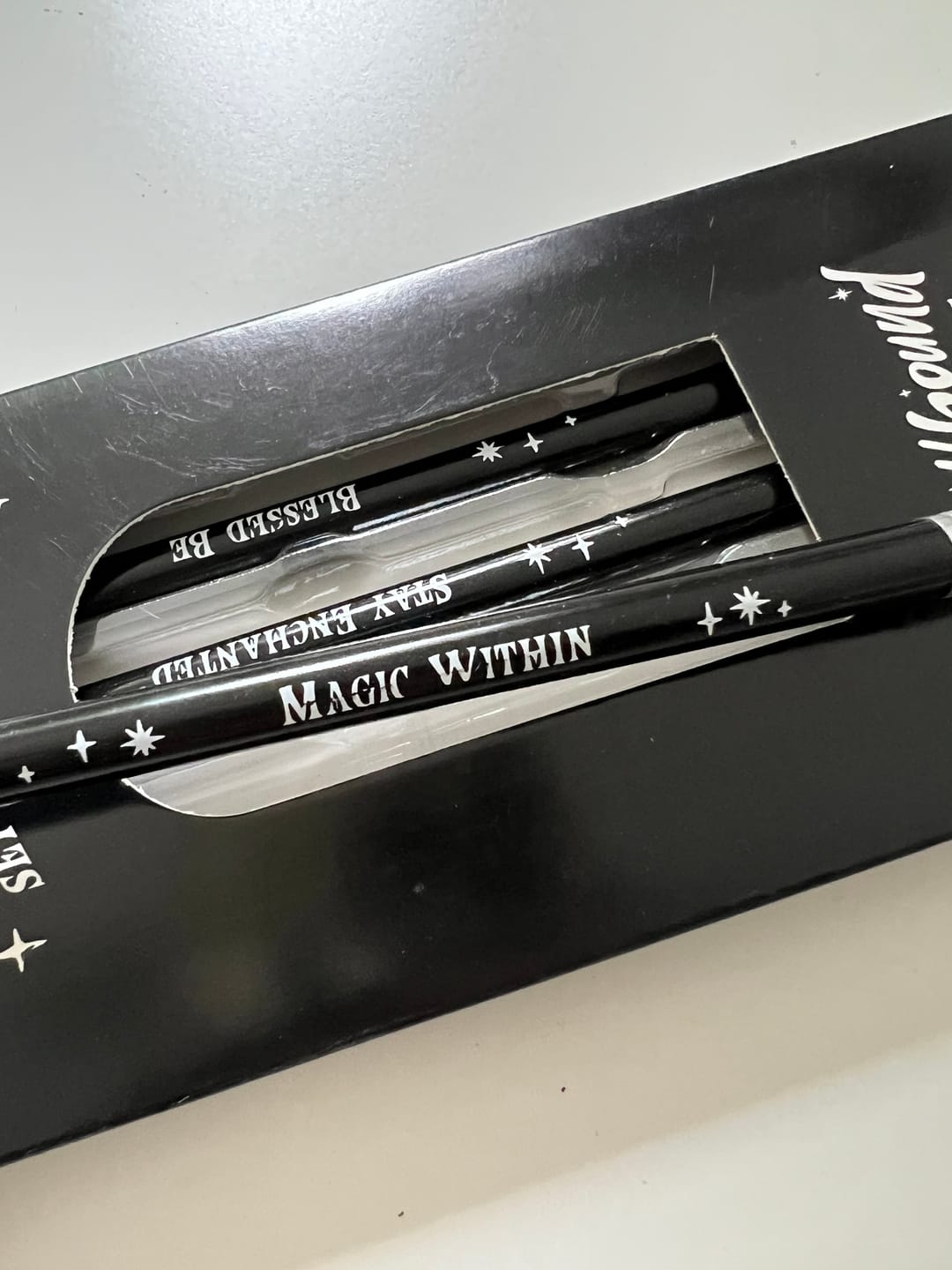 Customer photo review of Witchy Zauberbuch Bleistifte - 5er Set für Notizen & Journaling