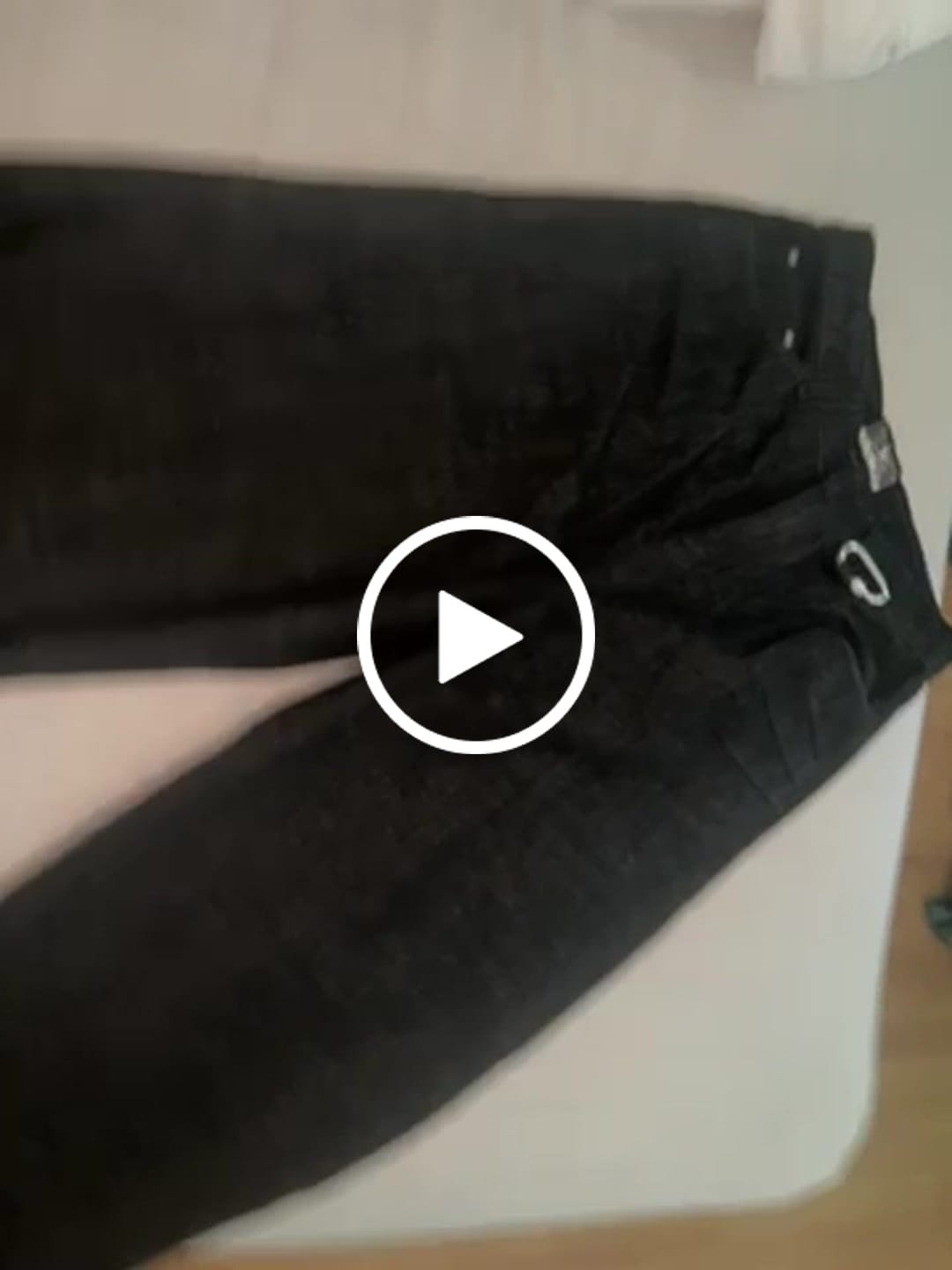 Customer video review of Raw Baggy Denim Jeans Black