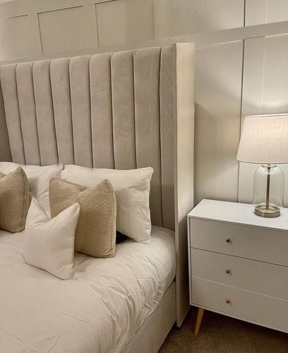 Customer photo review of Piper Stripe Panel Lined Bed