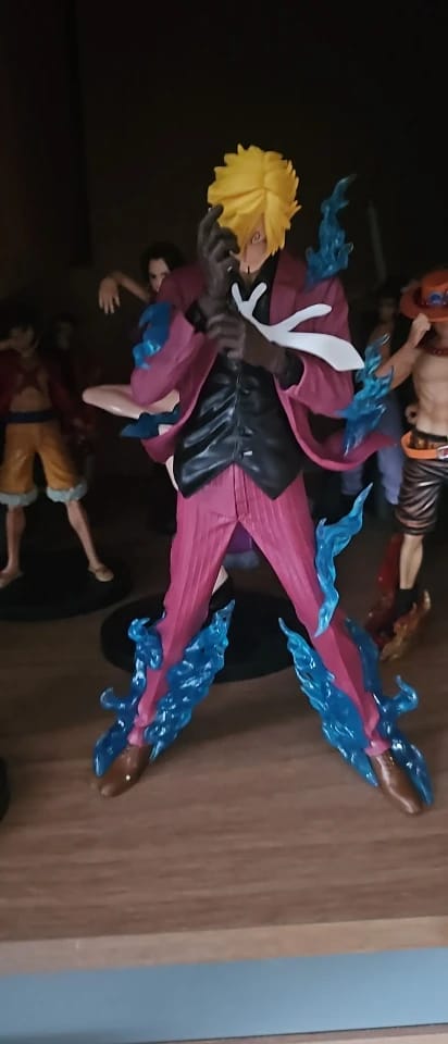 Customer photo review of Sanji Diable Jambe Action Figure