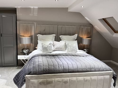 Customer photo review of Harold Wide Headboard Divan Ottoman Platform Top Under Storage Bed