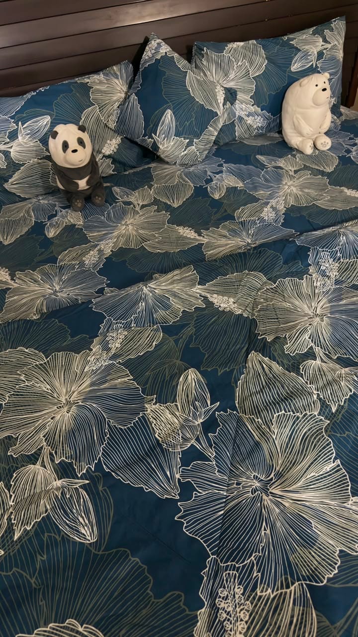 Customer photo review of SPUN Comforter set- 7 pcs