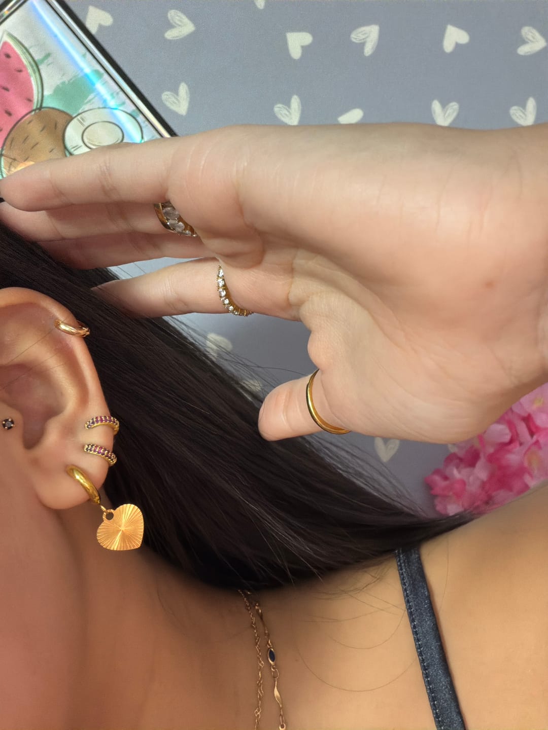 Customer photo review of Brincos Georgina Banhados em Ouro 18k