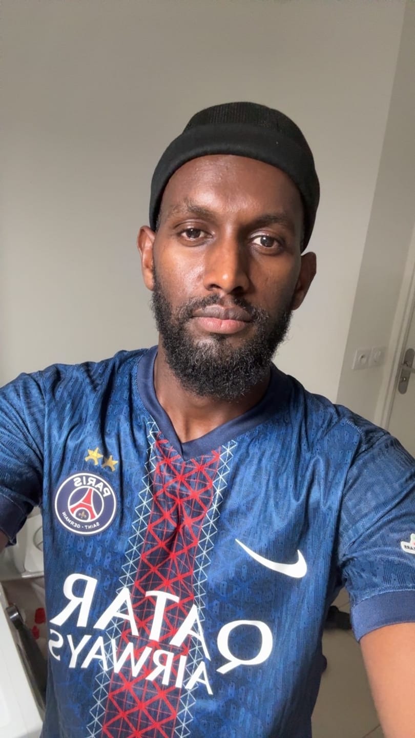 Customer photo review of MAILLOT ESPAGNE EXTERIEUR COUPE DU MONDE 2026 DEUX ETOILES ⭐️⭐️