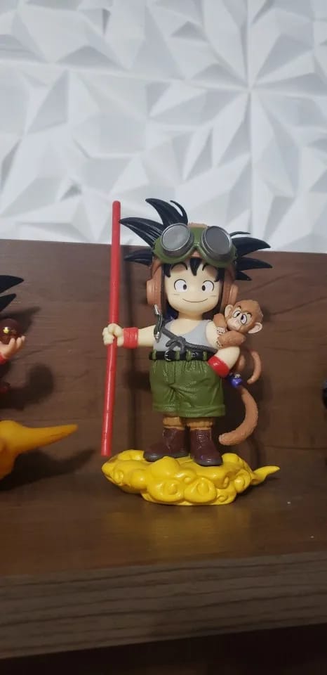 Customer photo review of Goku Young Adventurer "Journey to the West" Style 16cm Figure with Power Pole, Flying Nimbus & Small Monkey Companion