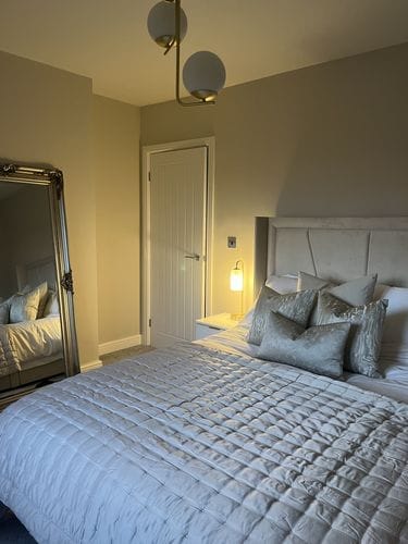 Customer photo review of Snowden Winged Drawer Storage Divan Bed