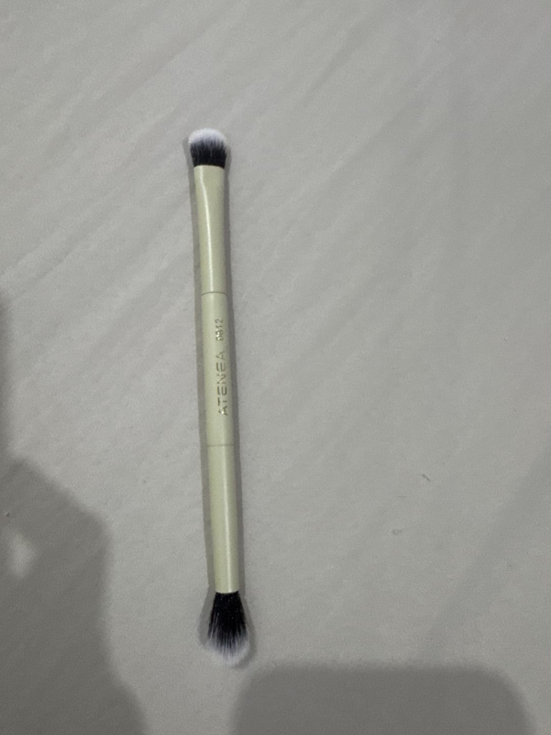 Customer photo review of BROCHA DUO PLANA CREMA Y DIFUMINADORA