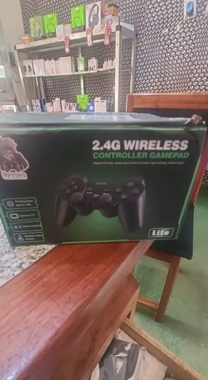 Customer photo review of Consola Retro con 20.000 Juegos Clásicos