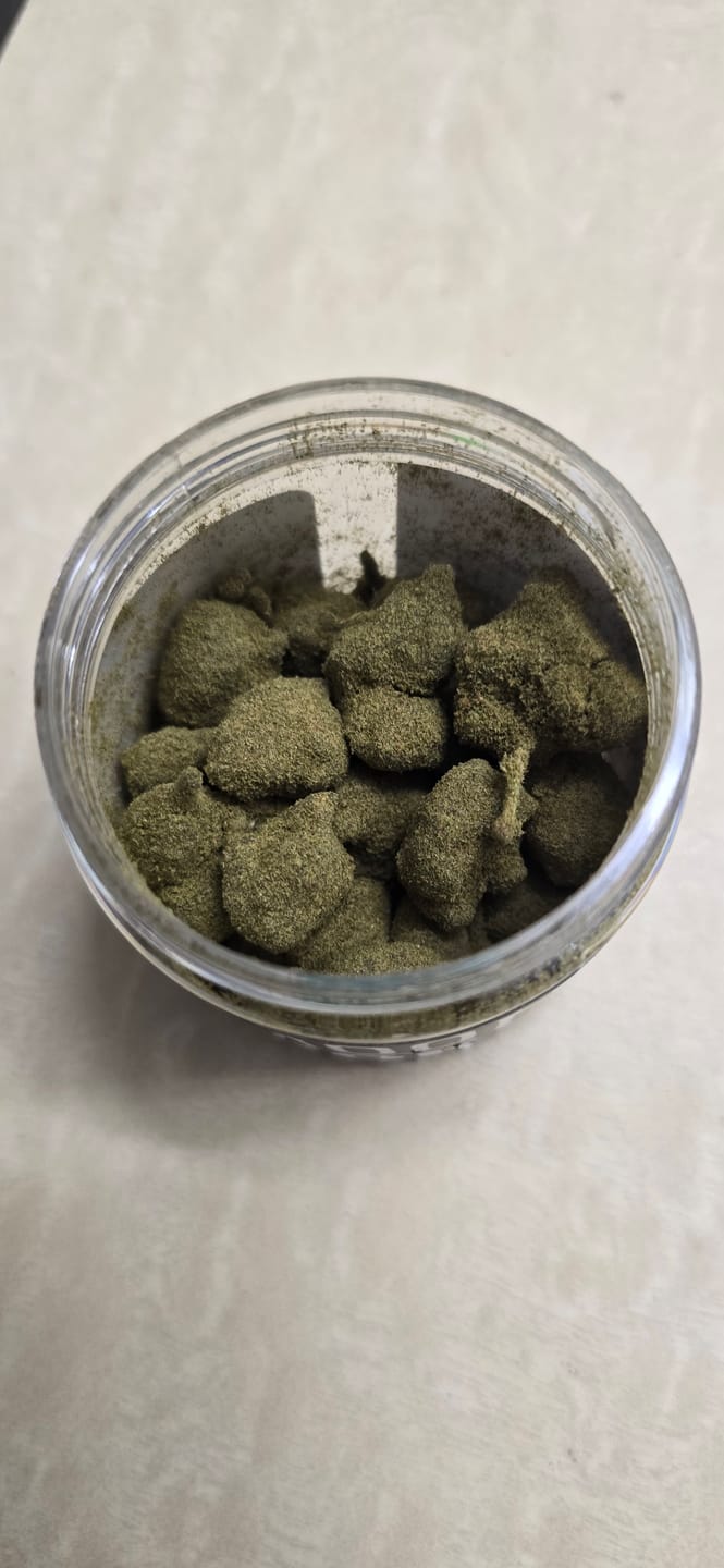 Customer photo review of Moonrocks 28 Grams
