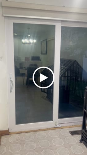 Customer video review of SmartWings Motorized Light Filtering Roller Shades 70% Blackout Safari