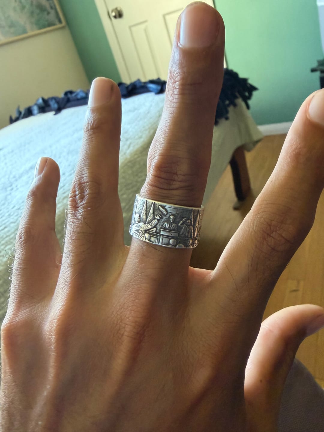 Customer photo review of The "Farewell Kiss" Ring -Oxidized 925 Sterling Silver or Stainless Steel