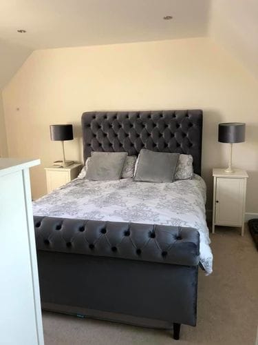 Customer photo review of Everleigh Chesterfield Scroll Sleigh Bed