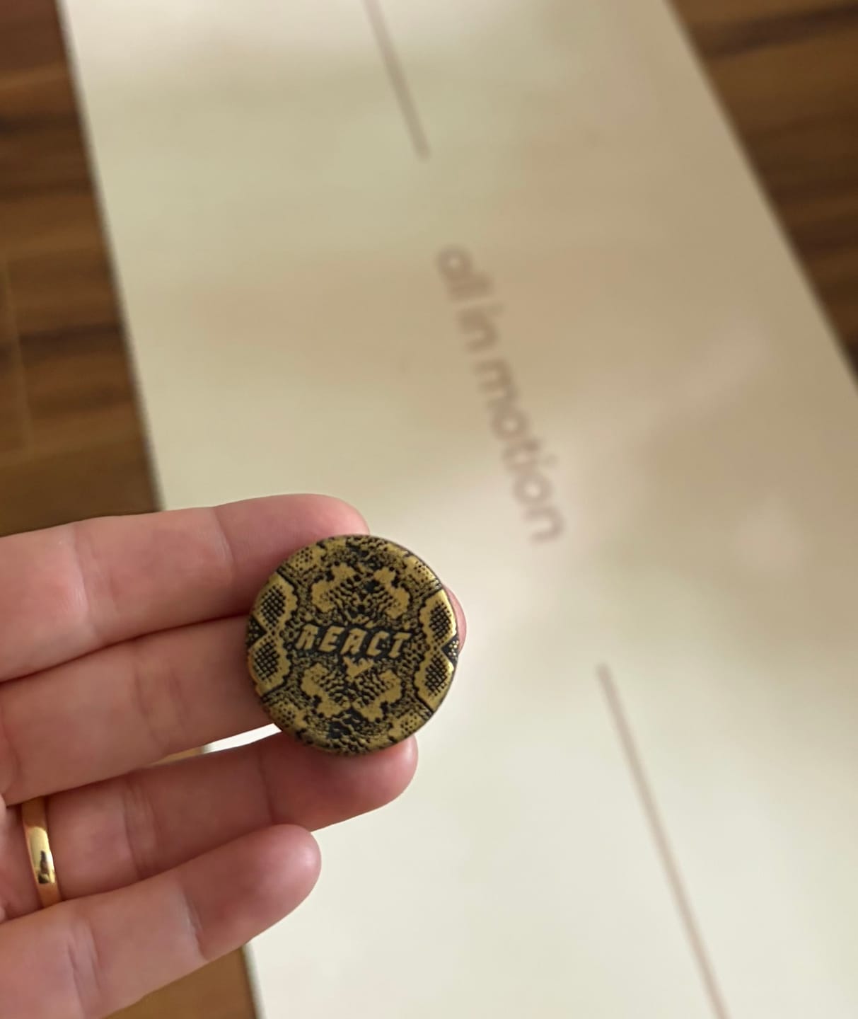 Customer photo review of React | Respond I