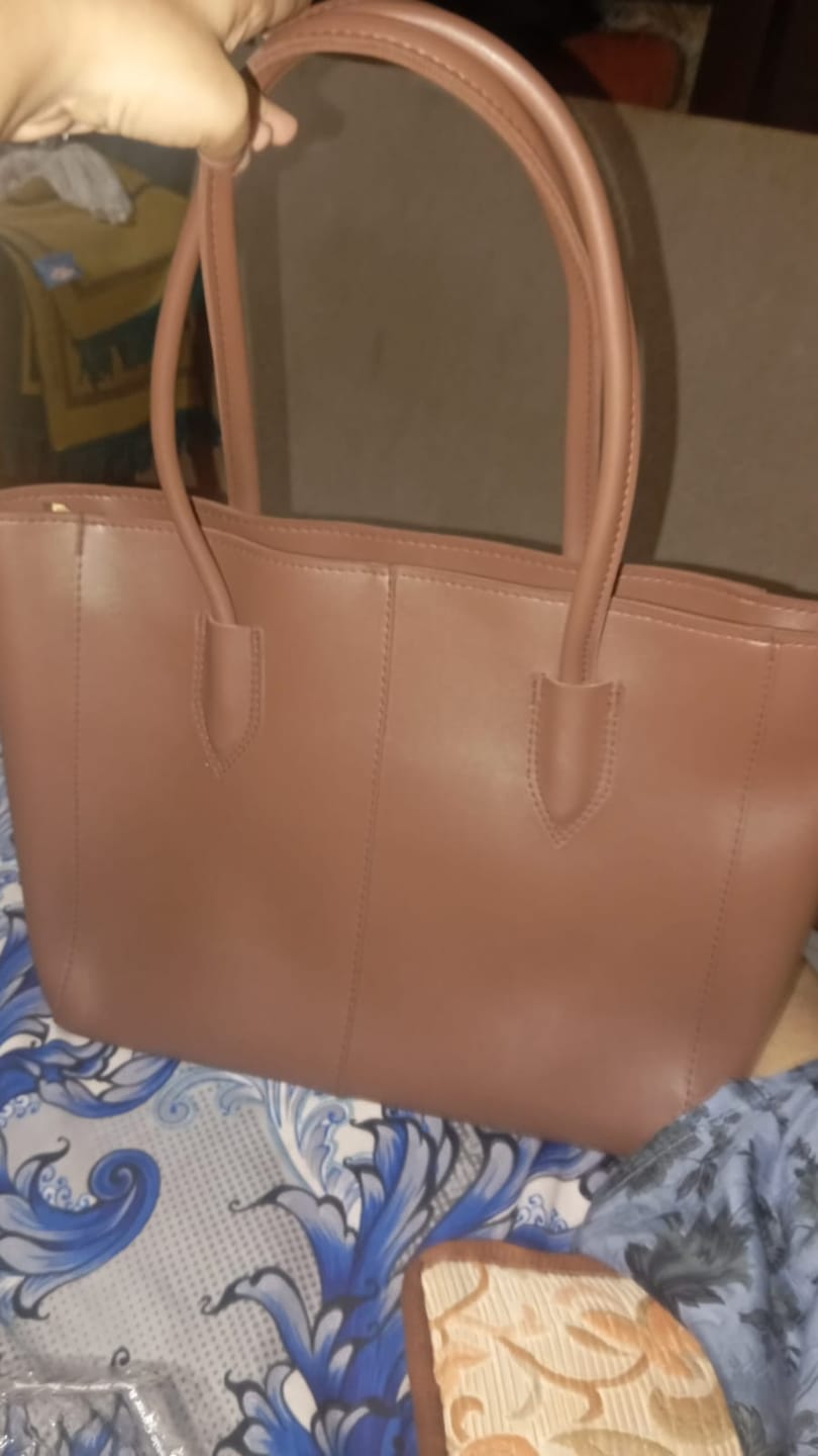 Customer photo review of Carla Shoulder Tote Brown  (Zip Closure)