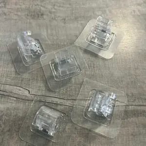 Customer photo review of Supporto Regolabile per Bastoni Tende con Struttura Stabile