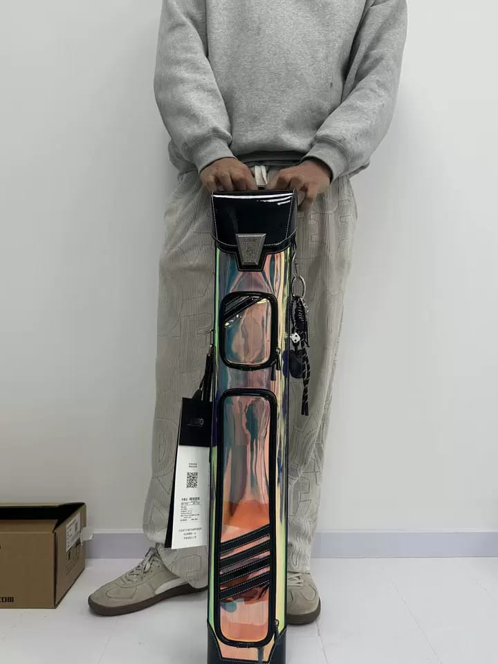 Customer photo review of Lizard Interpretation Series Cue Case 2B4S