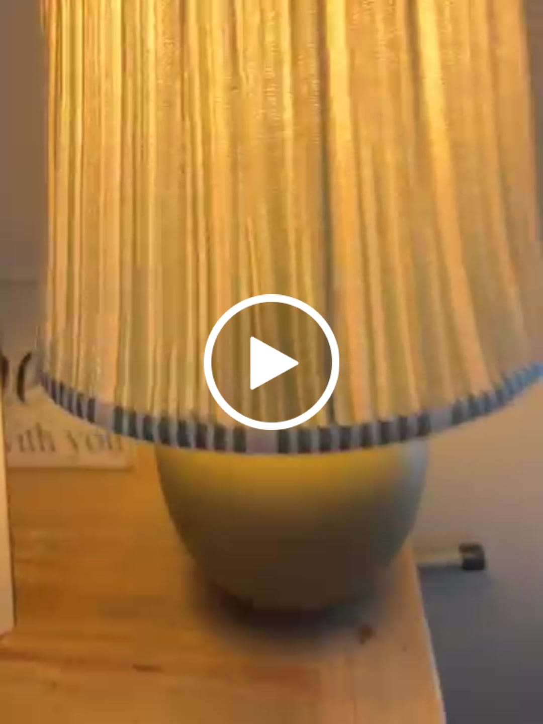 Customer video review of Circadian Lightbulb™