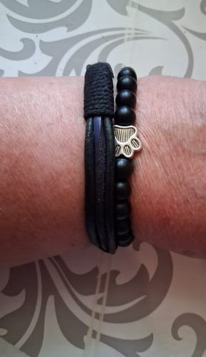 Customer photo review of Pulsera de Esperanza