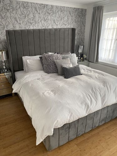 Customer photo review of Piper Stripe Panel Lined Bed